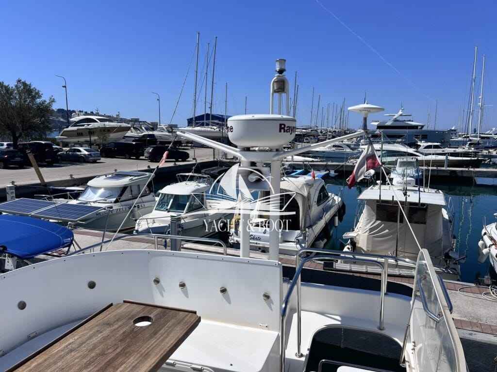 Motorboot Doral 37 PATROL