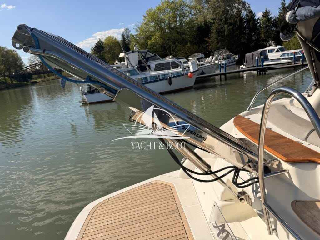 Motorboot Cranchi 43 MEDITERRANEE