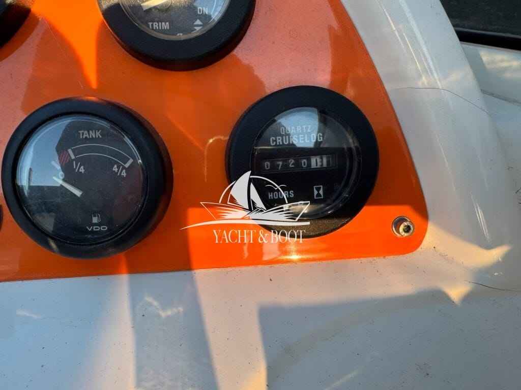 Motorboot Performance 607