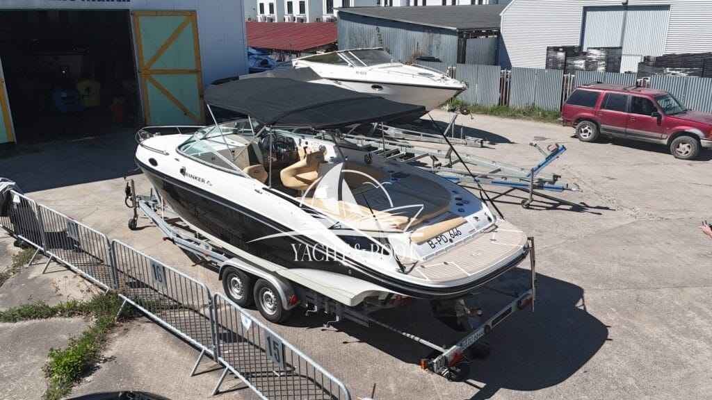Motorboot Rinker 246 Captiva CC