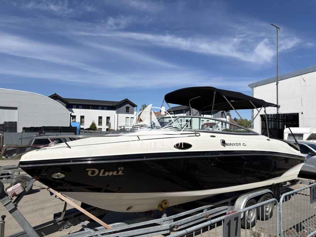 Motorboot Rinker 246 Captiva CC