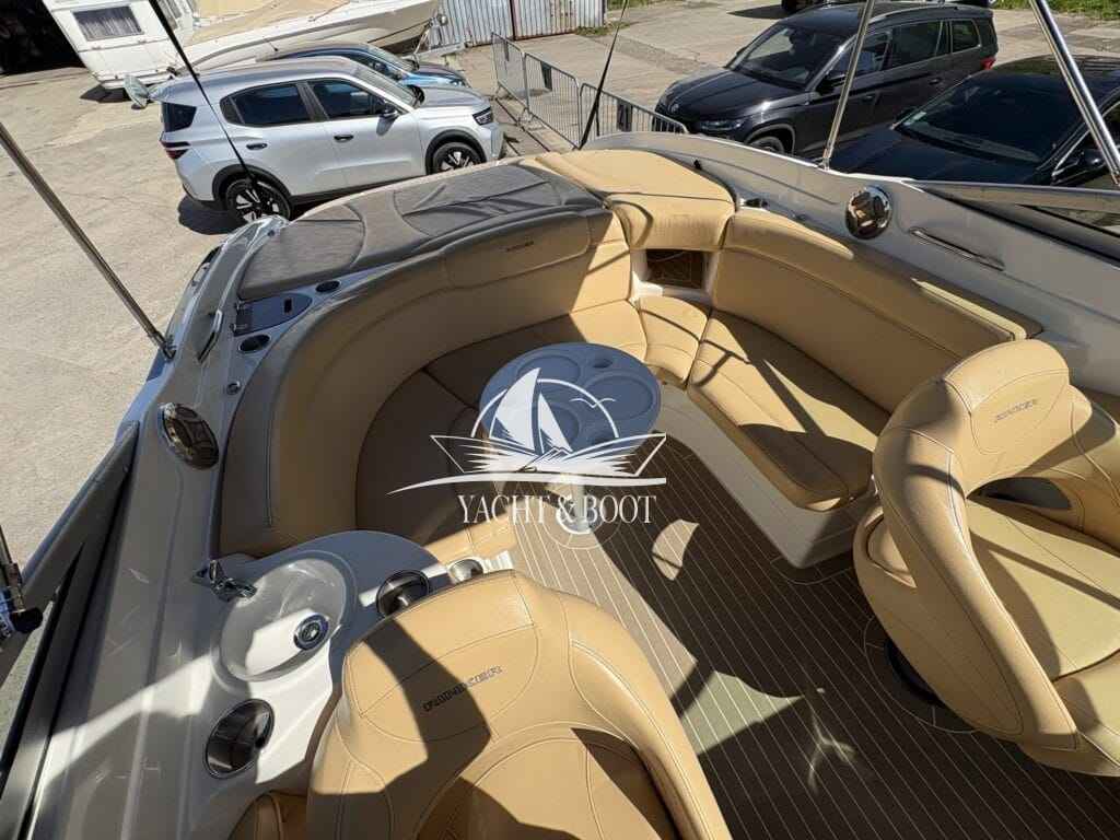 Motorboot Rinker 246 Captiva CC