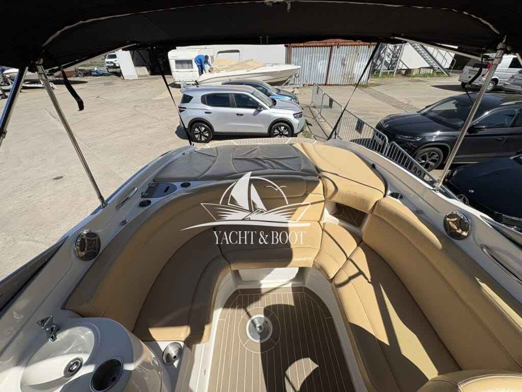 Motorboot Rinker 246 Captiva CC