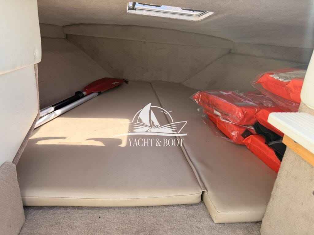 Motorboot Sea Ray CB 200 Signature