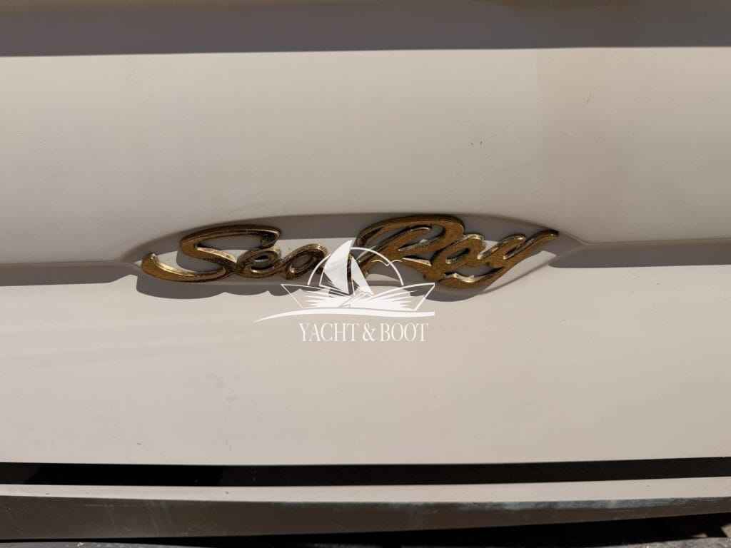 Motorboot Sea Ray CB 200 Signature