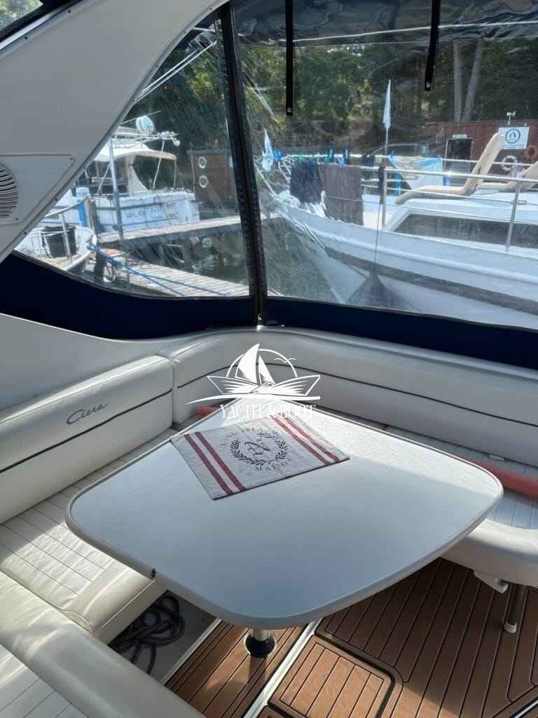Motorboot Bayliner 3055