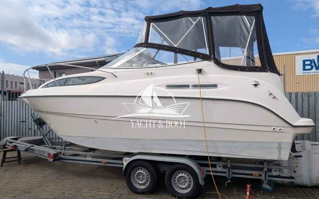 Motorboot Bayliner 245