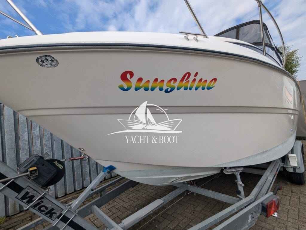 Motorboot Bayliner 245
