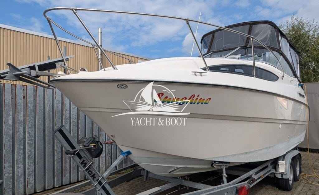 Motorboot Bayliner 245