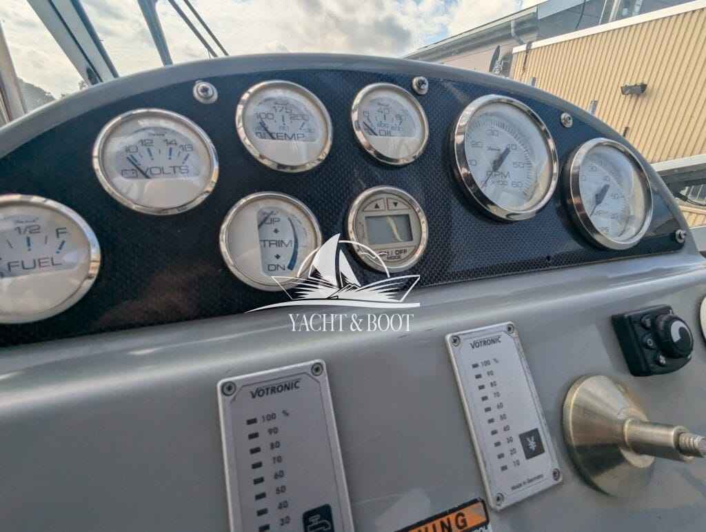 Motorboot Bayliner 245