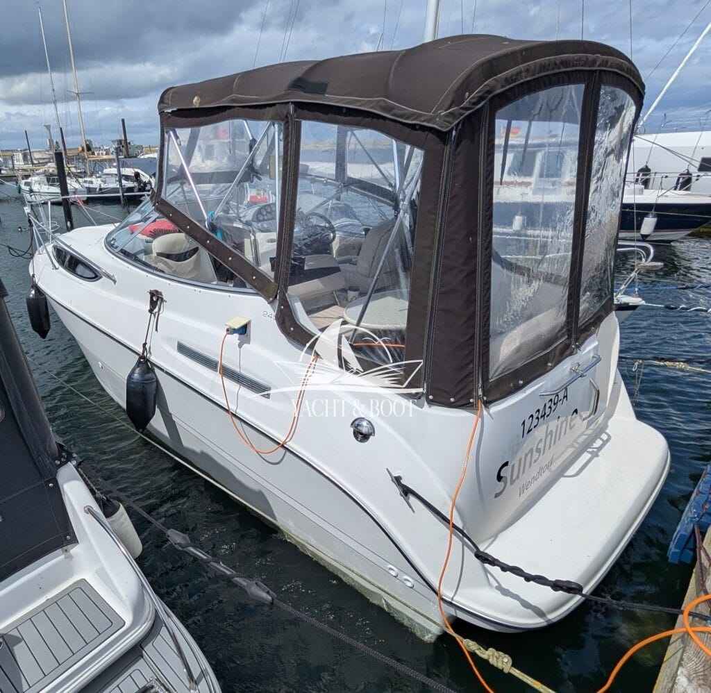 Motorboot Bayliner 245