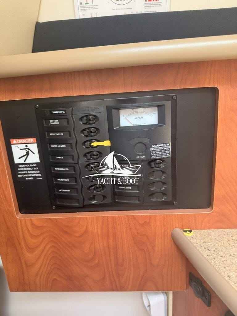 Motorboot Bayliner 265