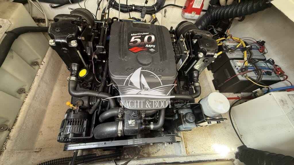 Motorboot Bayliner 265