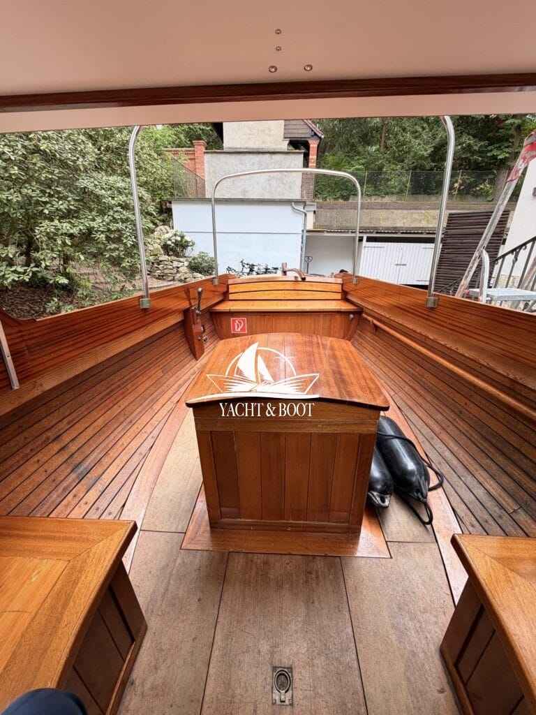 Motorboot Riva Bertel Mockenthum 6.2