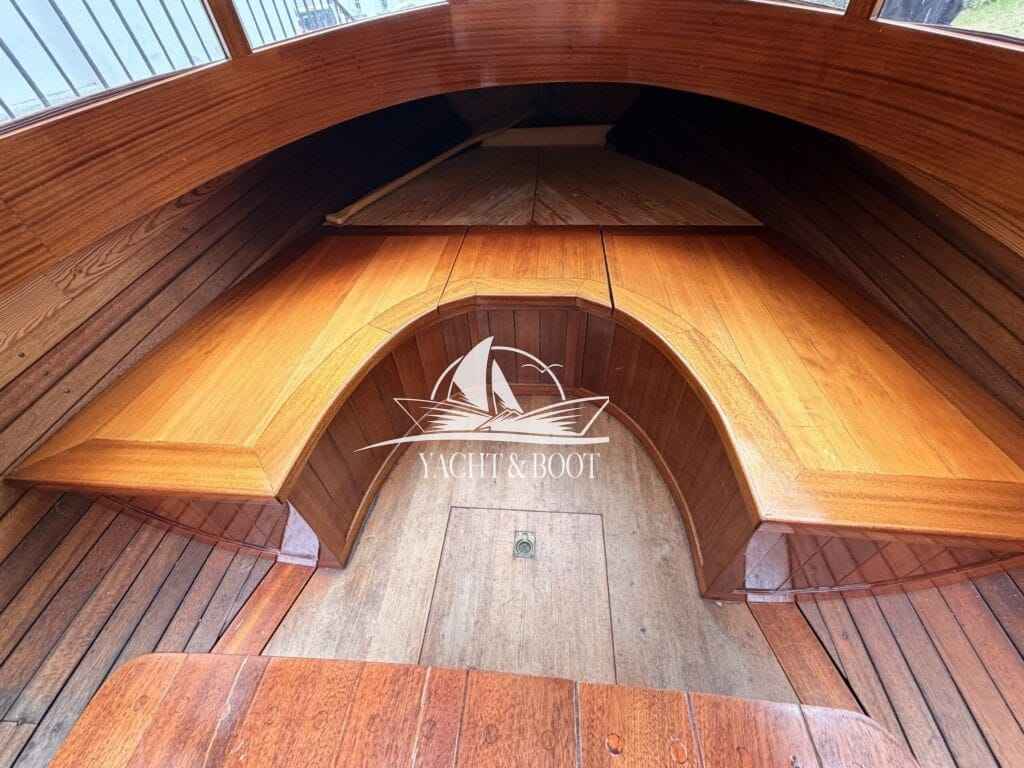 Motorboot Riva Bertel Mockenthum 6.2