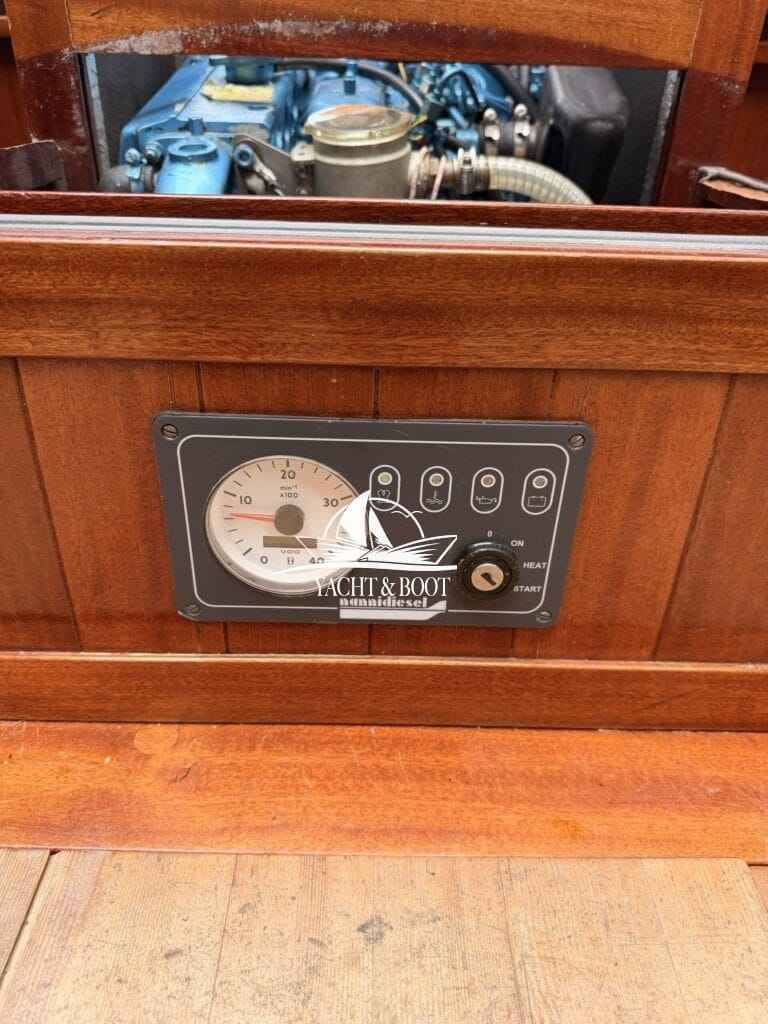 Motorboot Riva Bertel Mockenthum 6.2