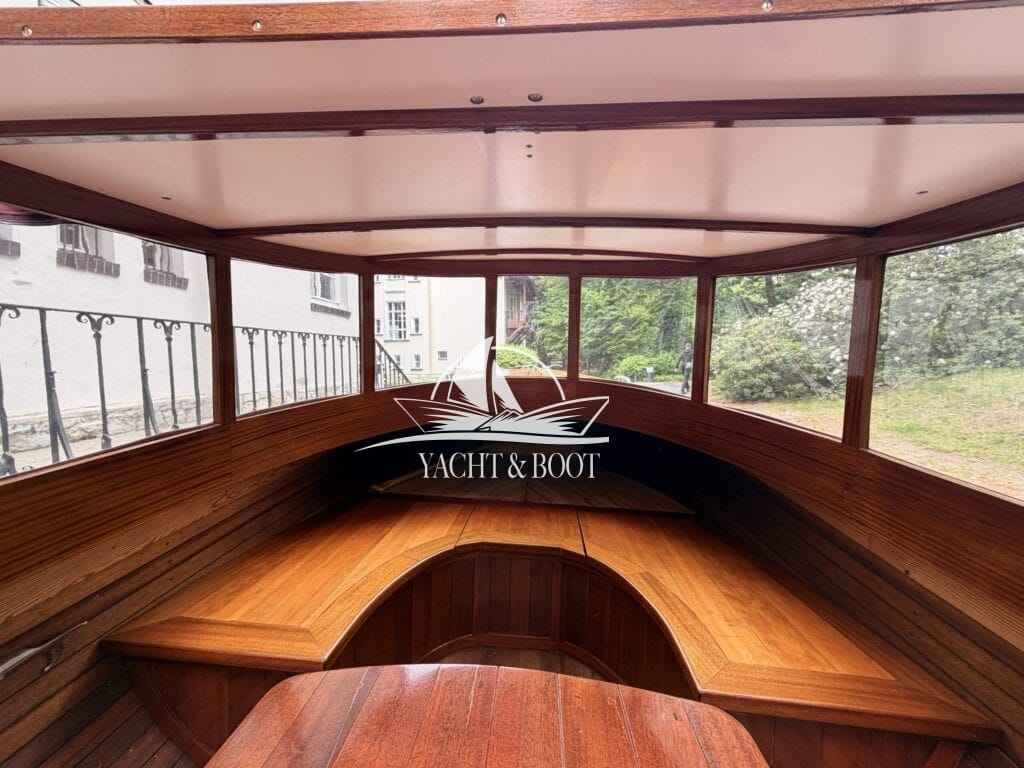 Motorboot Riva Bertel Mockenthum 6.2
