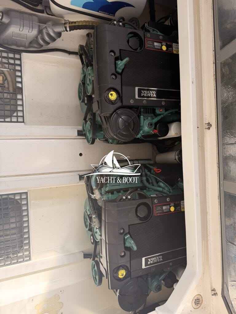 Motorboot Sealine F 34