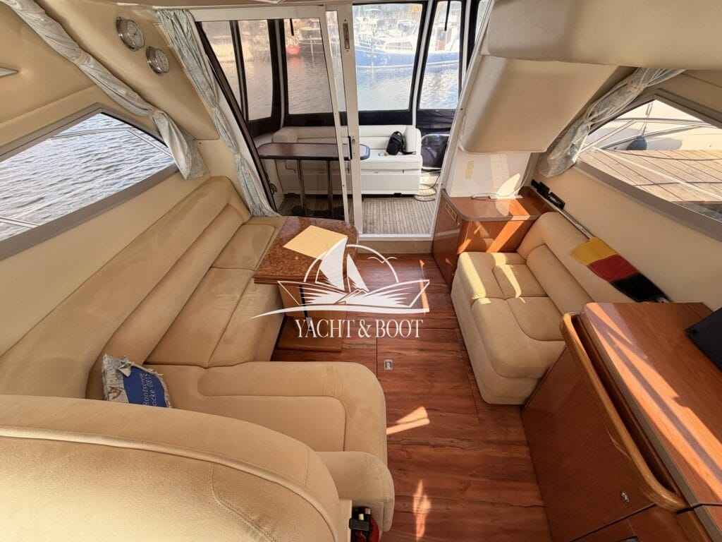 Motorboot Sealine F 34