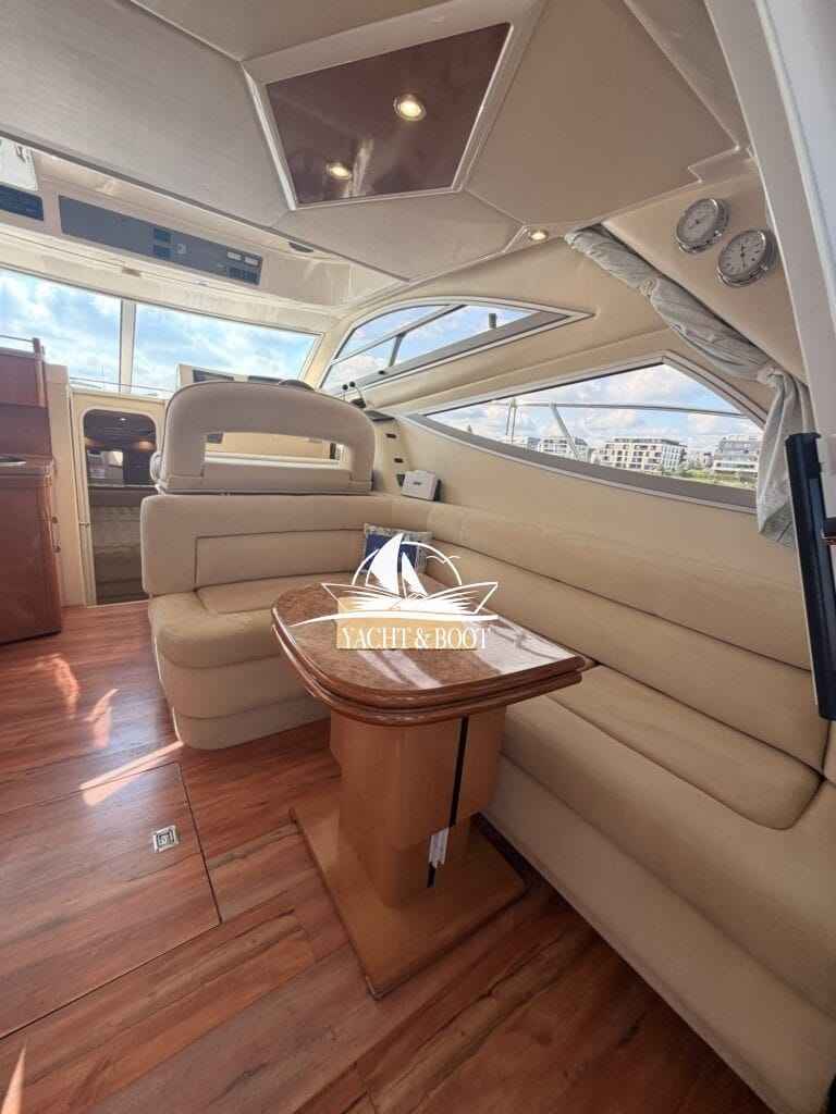 Motorboot Sealine F 34