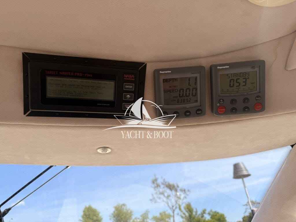 Motorboot Galeon 330 HT