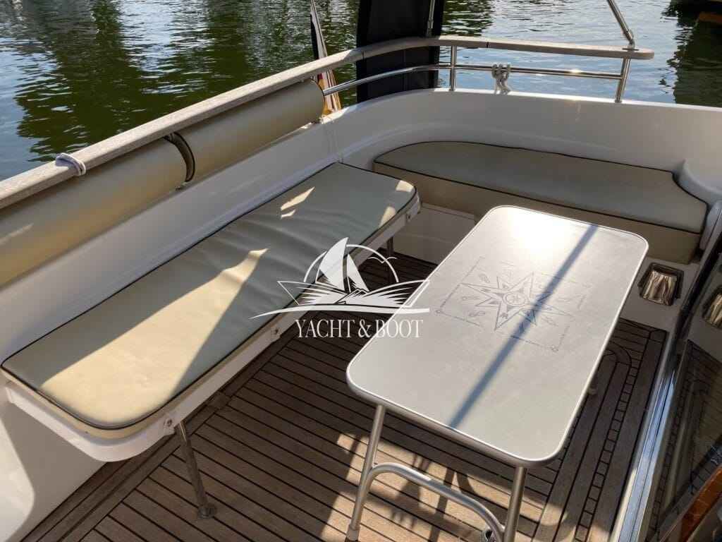 Motorboot Galeon 330 HT