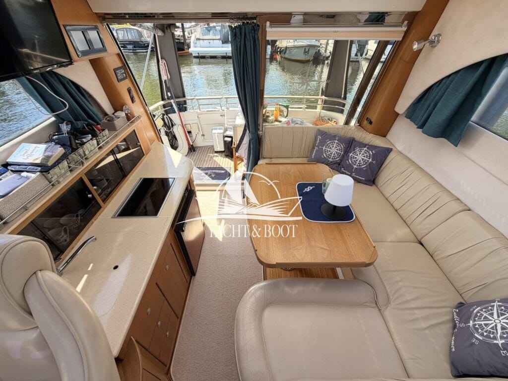 Motorboot Galeon 330 HT
