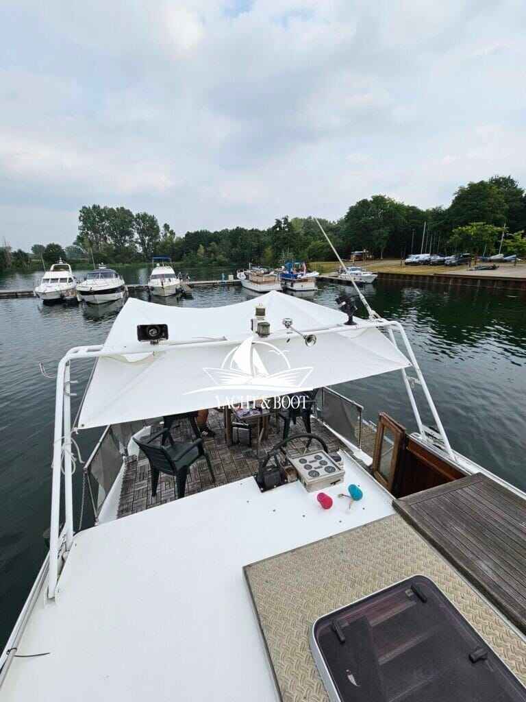 Motorboot holländischer Werftbau Catharina 1350
