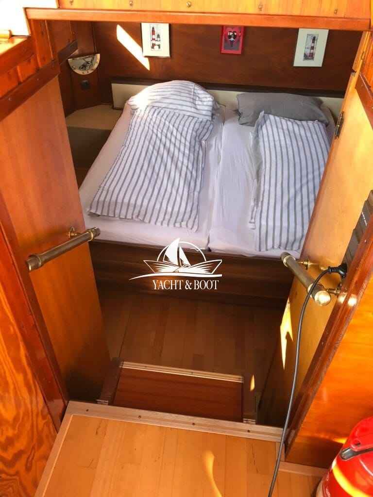 Motorboot holländischer Werftbau Catharina 1350