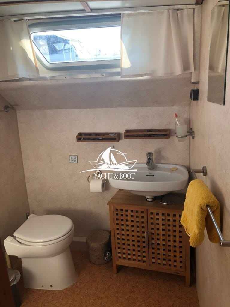 Motorboot holländischer Werftbau Catharina 1350