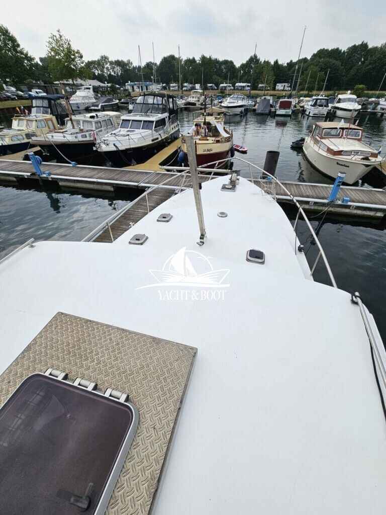 Motorboot holländischer Werftbau Catharina 1350