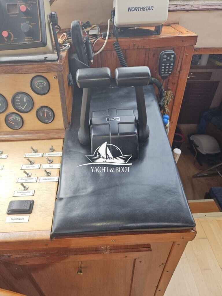 Motorboot holländischer Werftbau Catharina 1350
