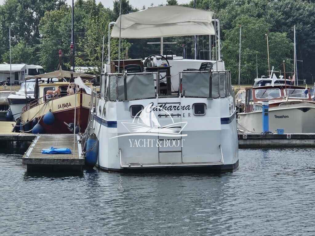Motorboot holländischer Werftbau Catharina 1350