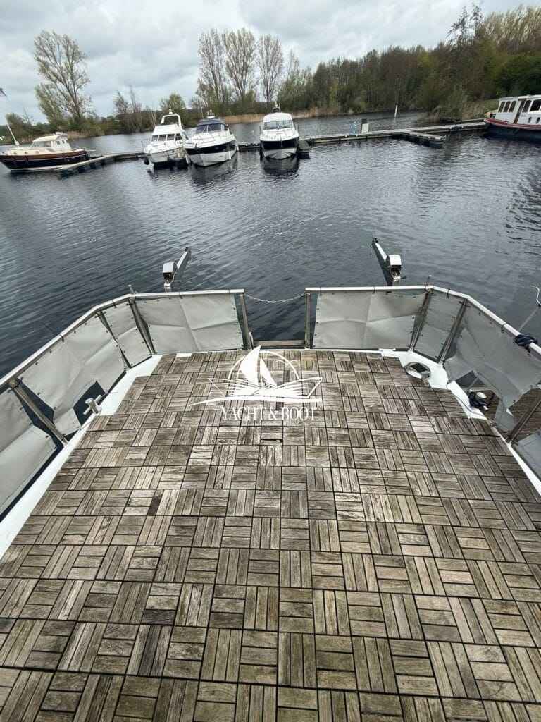 Motorboot holländischer Werftbau Catharina 1350