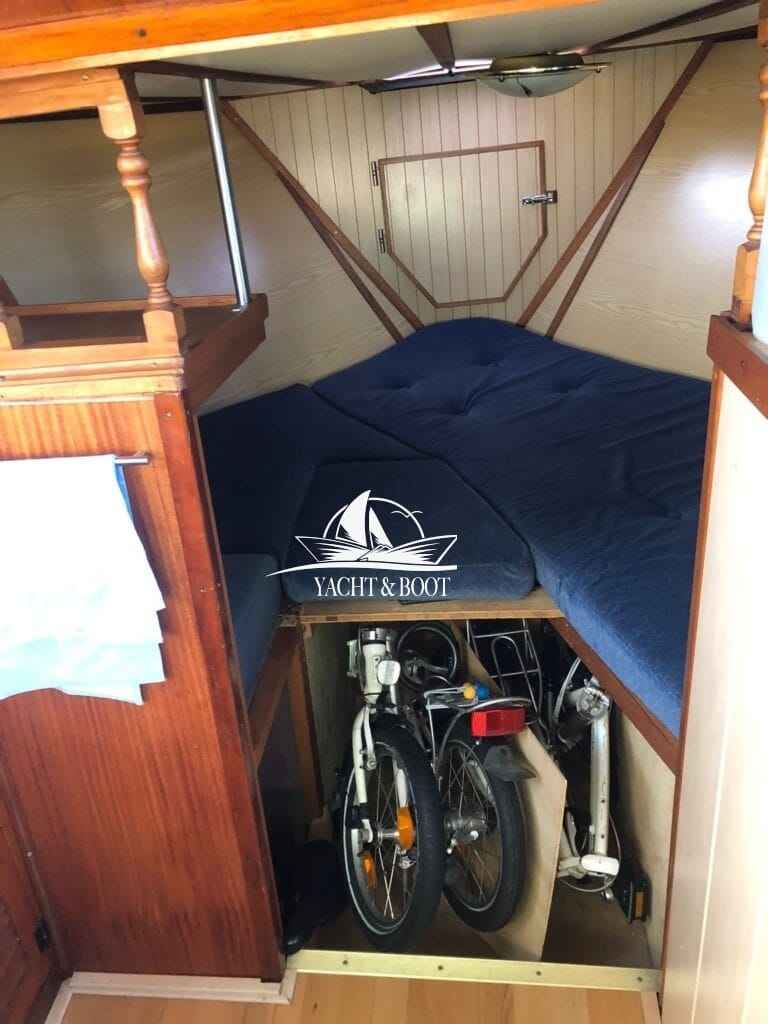 Motorboot holländischer Werftbau Catharina 1350
