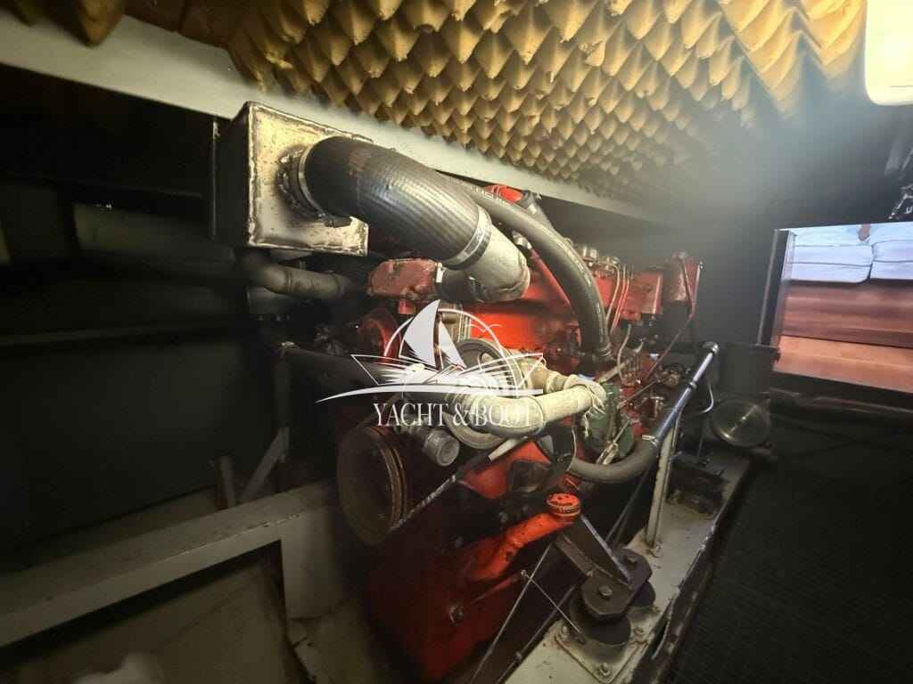Motorboot holländischer Werftbau Catharina 1350
