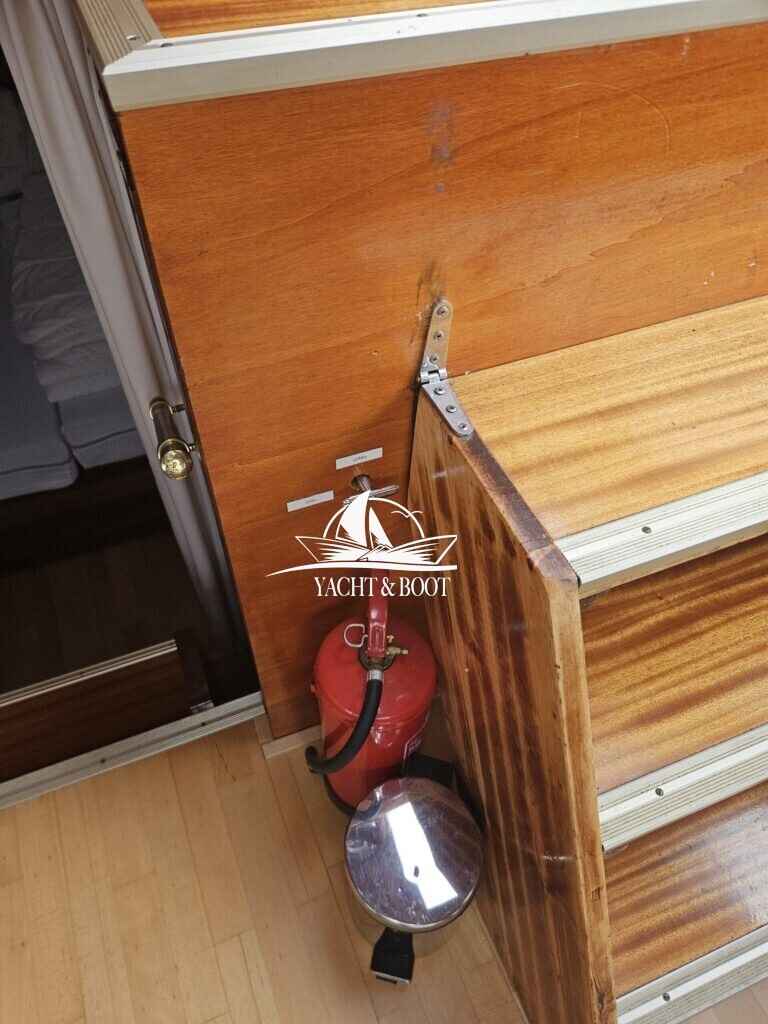 Motorboot holländischer Werftbau Catharina 1350