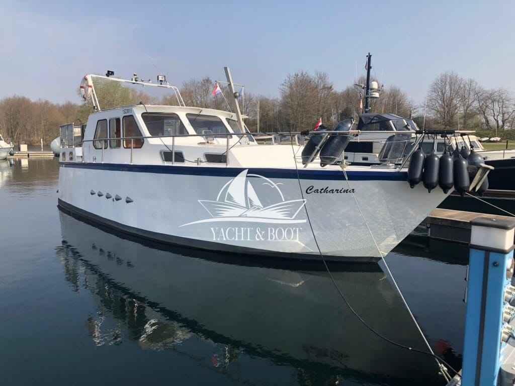 Motorboot holländischer Werftbau Catharina 1350