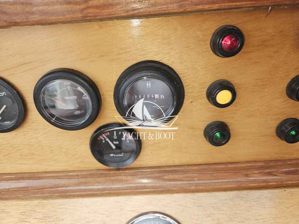 Motorboot holländischer Werftbau Catharina 1350
