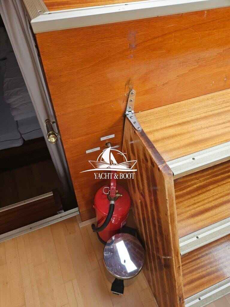 Motorboot holländischer Werftbau Catharina 1350