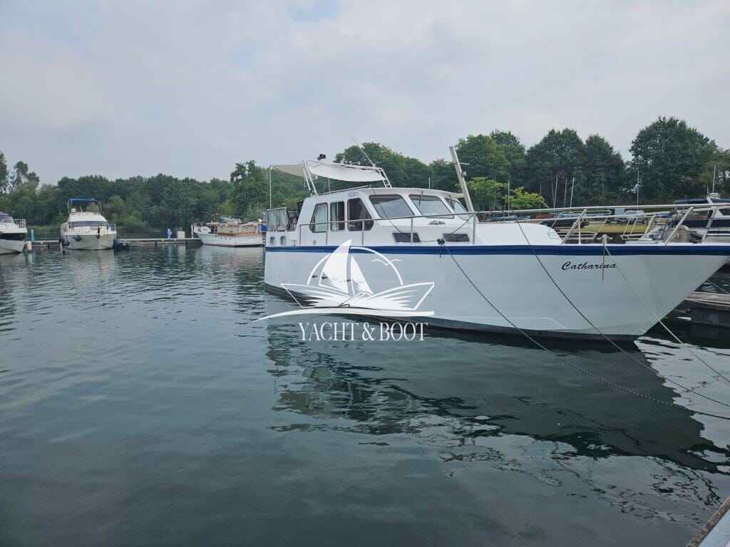 Motorboot holländischer Werftbau Catharina 1350