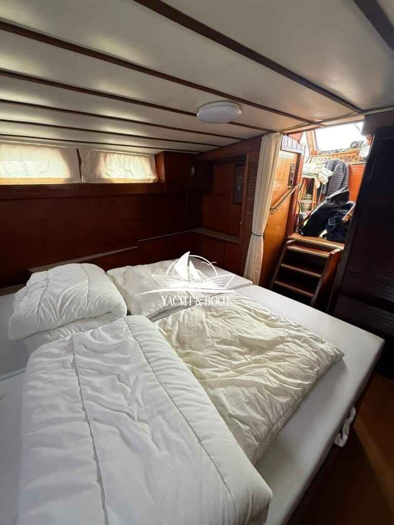Motorboot holländischer Werftbau Catharina 1350