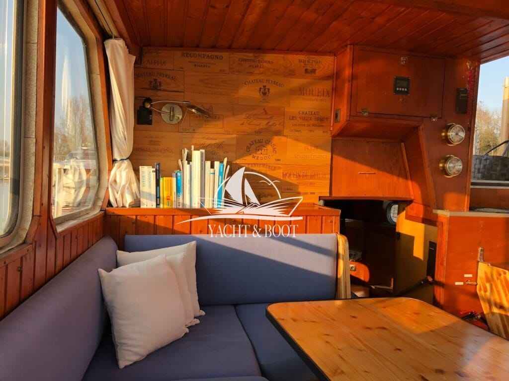 Motorboot holländischer Werftbau Catharina 1350