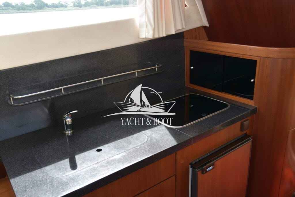 Motorboot Galeon 330 Fly