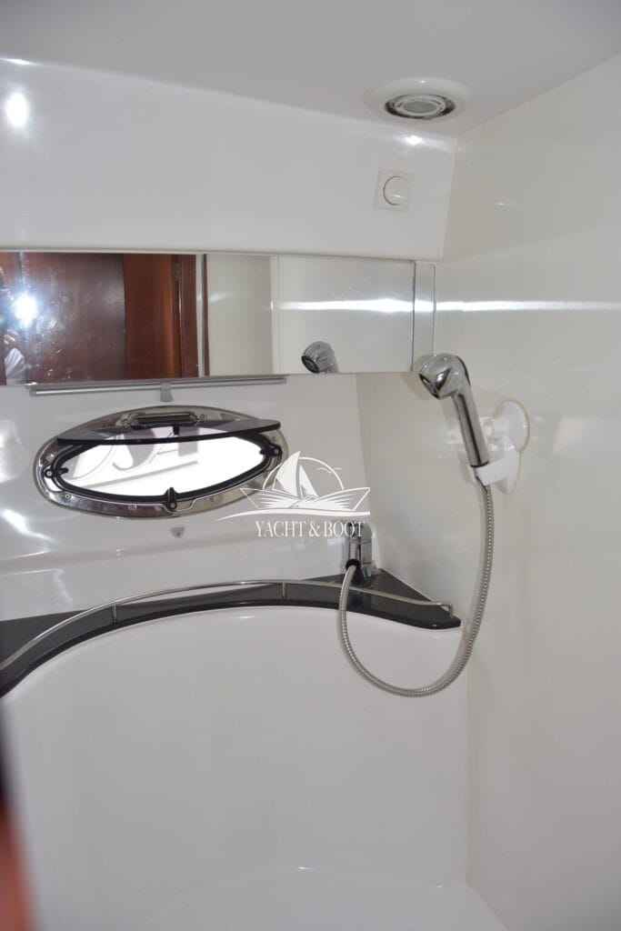 Motorboot Galeon 330 Fly
