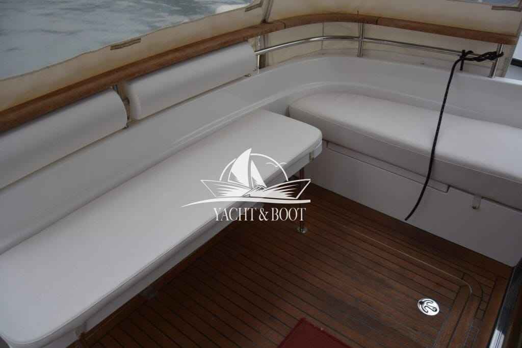 Motorboot Galeon 330 Fly