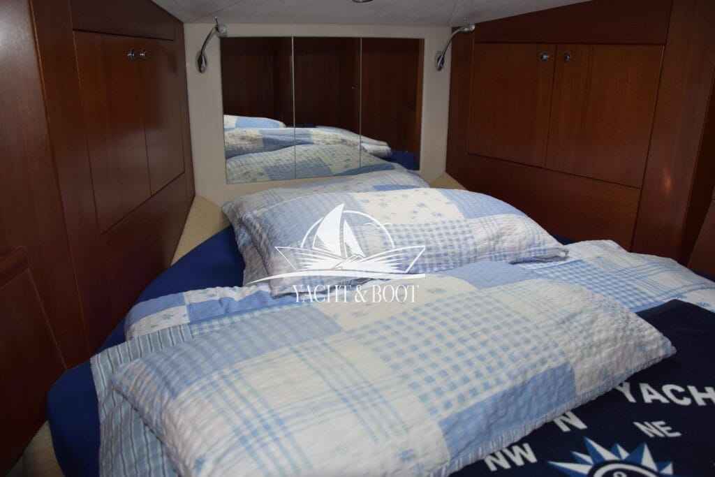 Motorboot Galeon 330 Fly