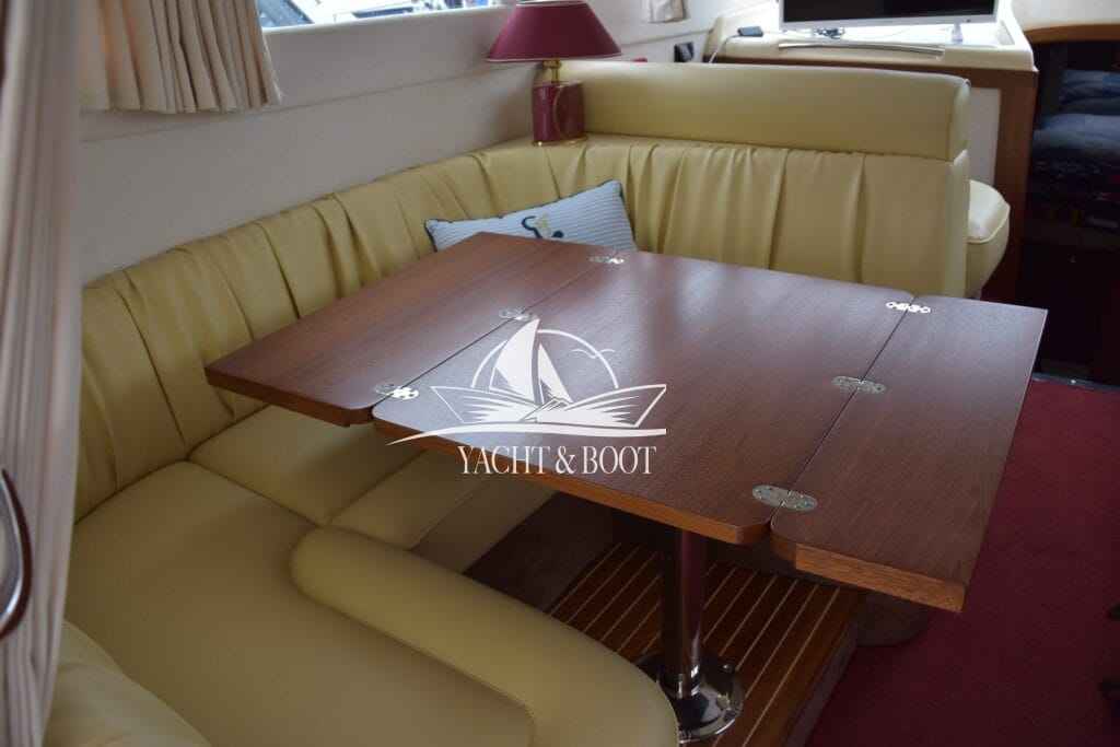 Motorboot Galeon 330 Fly