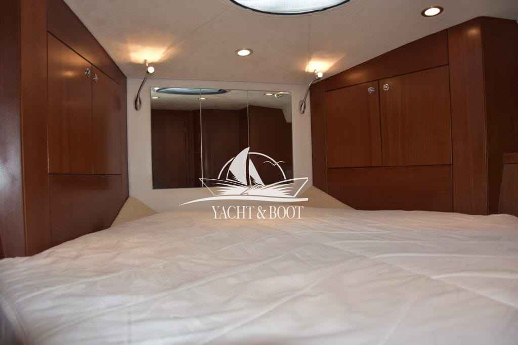 Motorboot Galeon 330 Fly