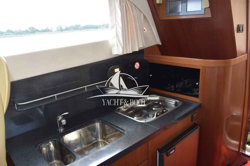 Motorboot Galeon 330 Fly